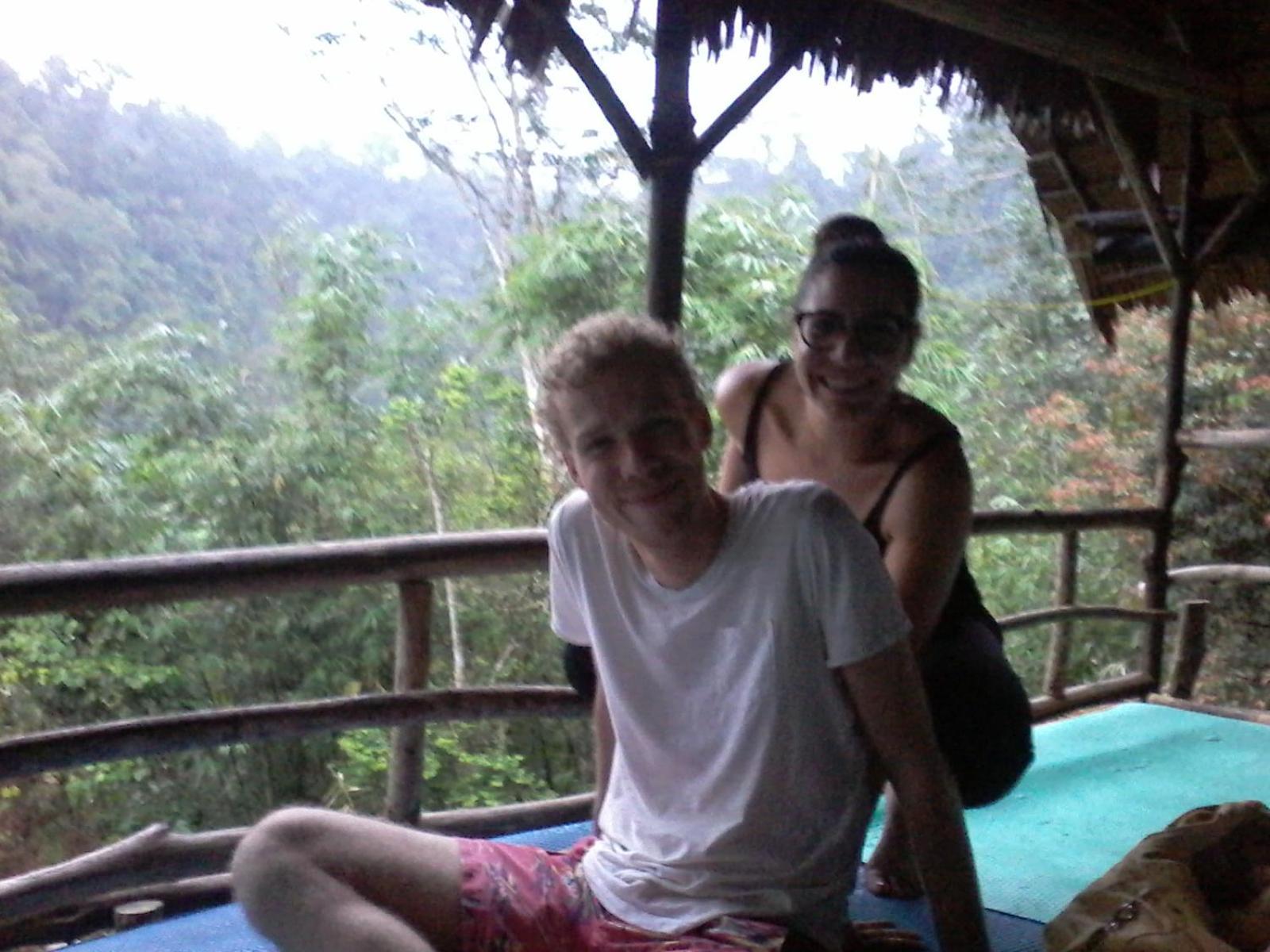 Orangutantreksumatra & Lovely Jungle Lodge Only Book If You Are Treking With Us Bukit Lawang Rum bild